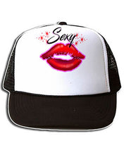 F012 Personalized Airbrushed Sexy Lips Snapback Trucker Hat