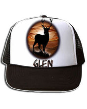 I019 Personalized Airbrush Deer Hunting Snapback Trucker Hat